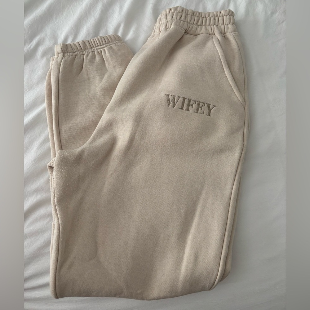 Six Stories Wifey Sweatpants